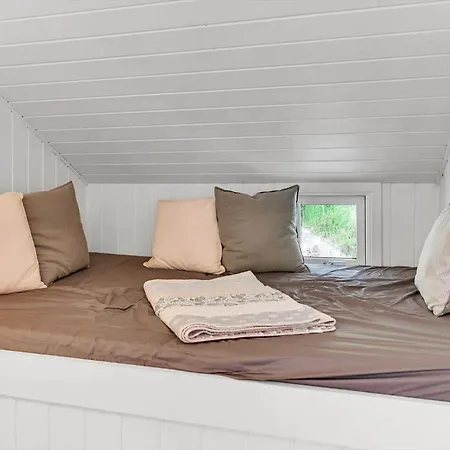 Bv327-blavand-ved-skoven-26 * Blåvand